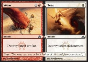 Wear // Tear⁣ - Dragon's Maze⁣ (Uncommon)⁣ [135]